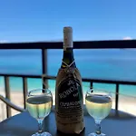 Riviera Hotel *