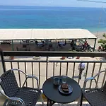 Riviera Hotel *