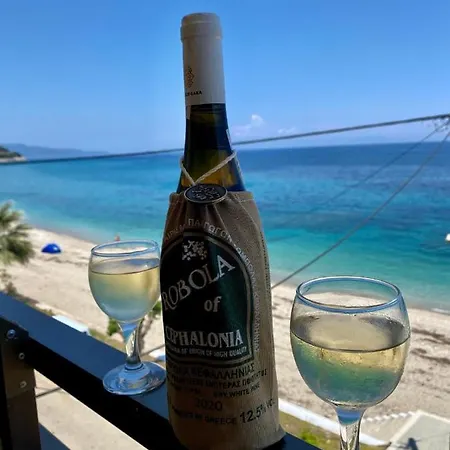 Riviera Hotel Отель *