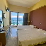 Hotell Riviera Hotel *